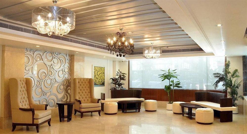 Almondz Hotel New Delhi Exterior foto