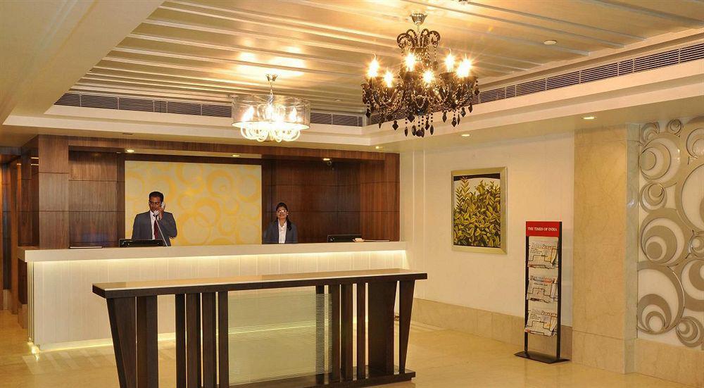 Almondz Hotel New Delhi Exterior foto